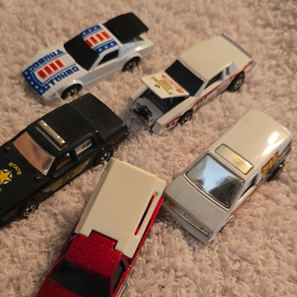 ♡♡♡ Hot Wheels Crack-ups & Flips Bundle - Picture 5 of 7